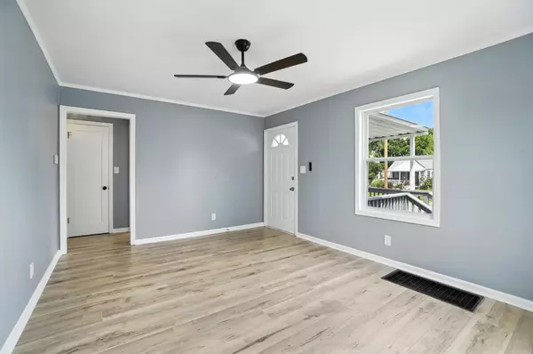 Columbus, OH 43224,1181 Lenore Avenue