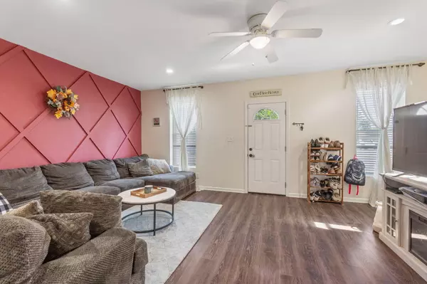 Circleville, OH 43113,223 E Mill Street