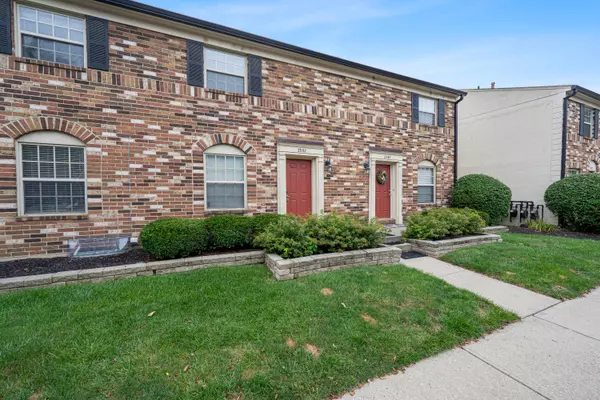 Columbus, OH 43221,2583 Olde Hill Court