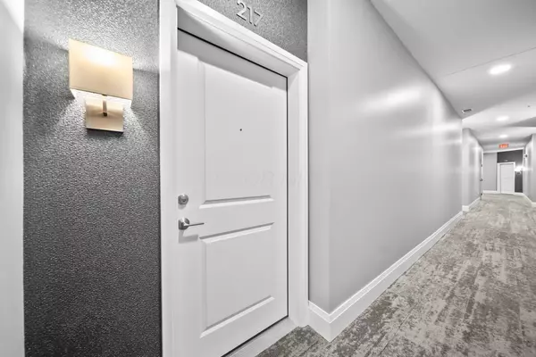 Dublin, OH 43017,6633 Dale Drive #217