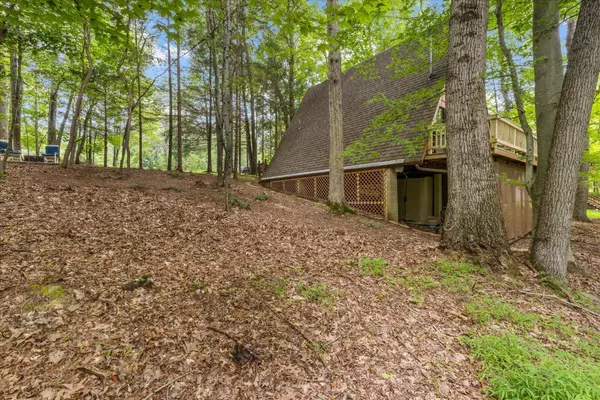 Sugar Grove, OH 43155,374 Osage Lane