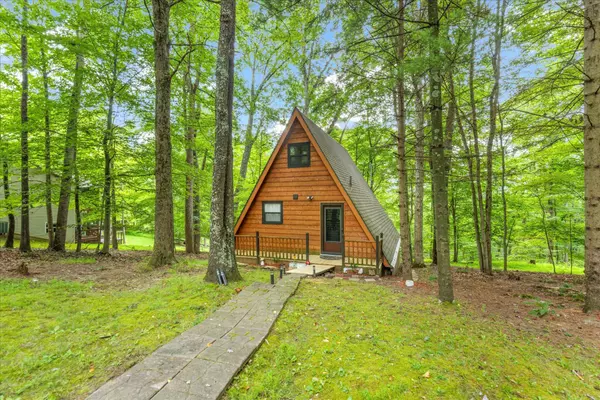 374 Osage Lane, Sugar Grove, OH 43155
