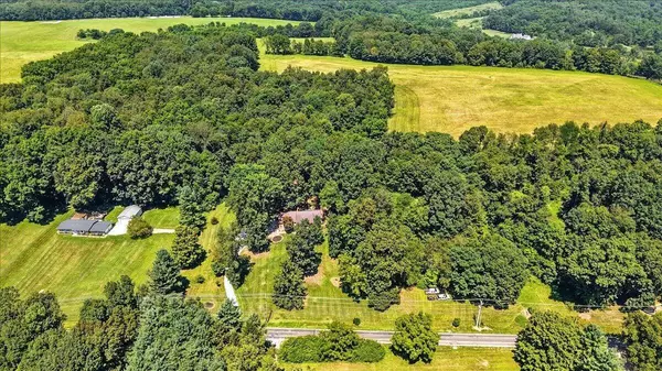 Mount Vernon, OH 43050,18111 New Gambier Road