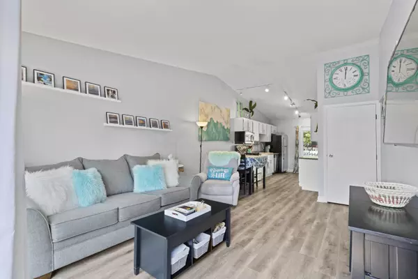 Columbus, OH 43085,786 Timber Way Drive #13B