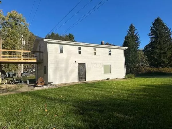 10081 St. Rt. 93 N, New Straitsville, OH 43766
