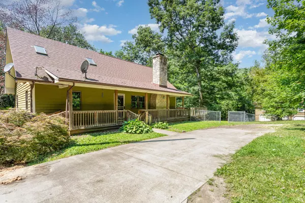 Lancaster, OH 43130,1859 Becks Knob Road