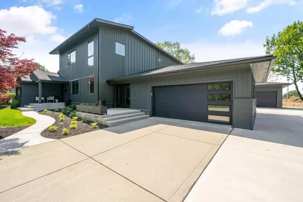 Columbus, OH 43220,2777 Donna Drive