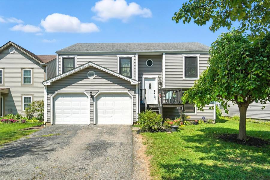 5169 Eastbend Drive, Canal Winchester, OH 43110