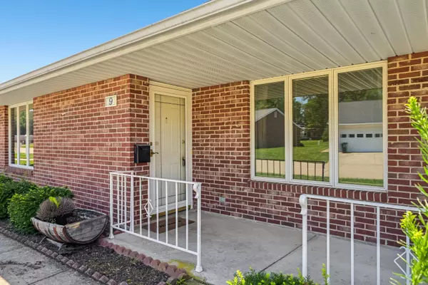 Urbana, OH 43078,609 Julia Street #9