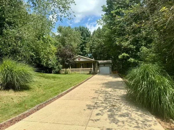 188 Northern Spy Drive, Howard, OH 43028