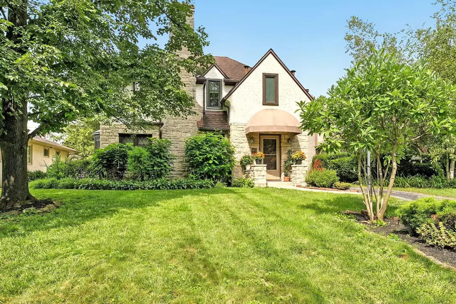 95 S Stanwood Road, Bexley, OH 43209