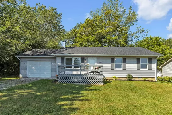 1709 Apple Valley Drive, Howard, OH 43028