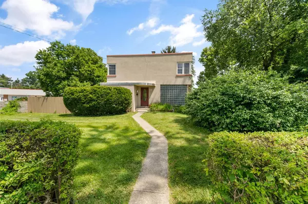 210 N 21st Street, Newark, OH 43055