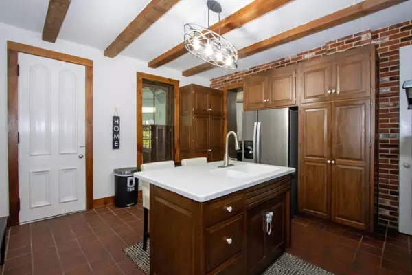 Loudonville, OH 44842,201 S Market Street