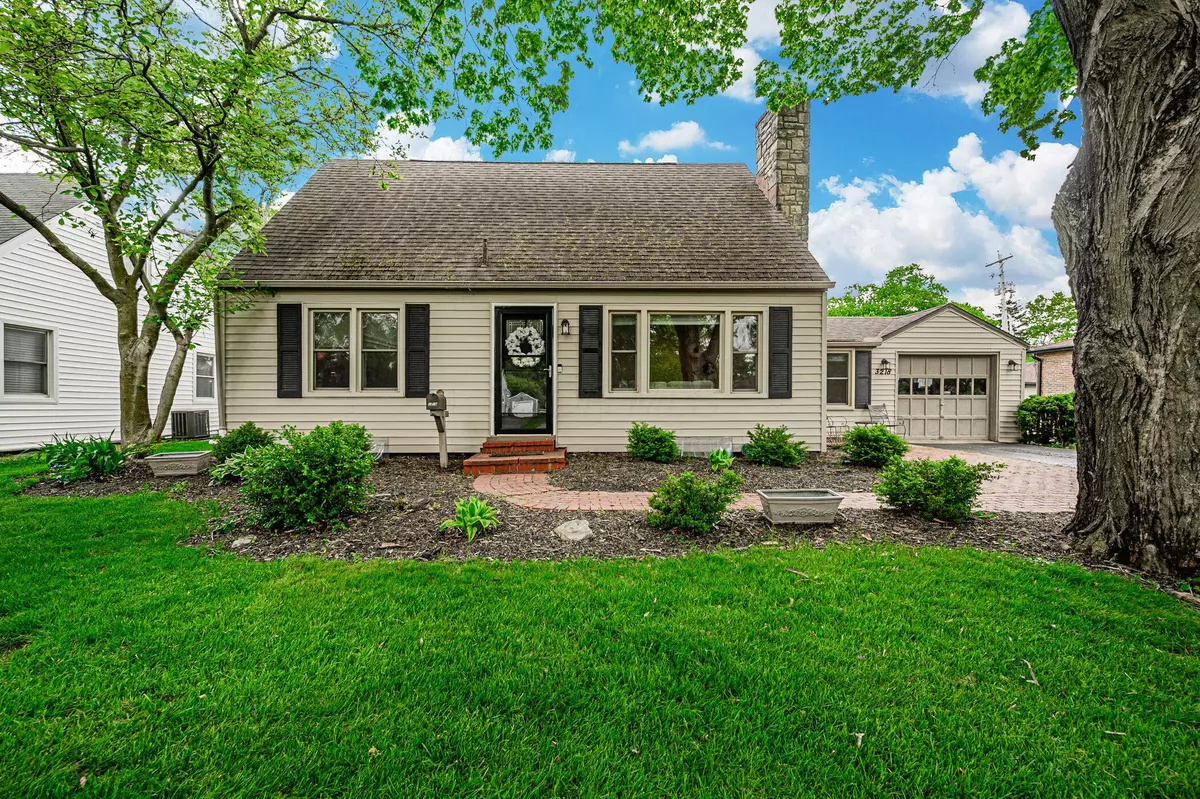 Columbus, OH 43221,3218 Ainwick Road