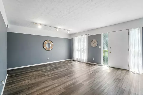 Columbus, OH 43228,529 Clairbrook Avenue