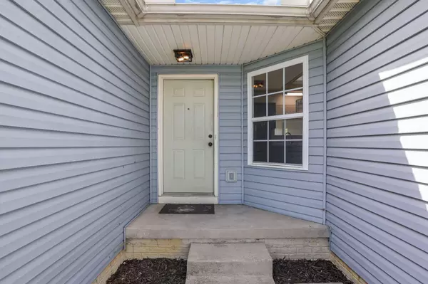 Pataskala, OH 43062,1572 Roscommon Drive