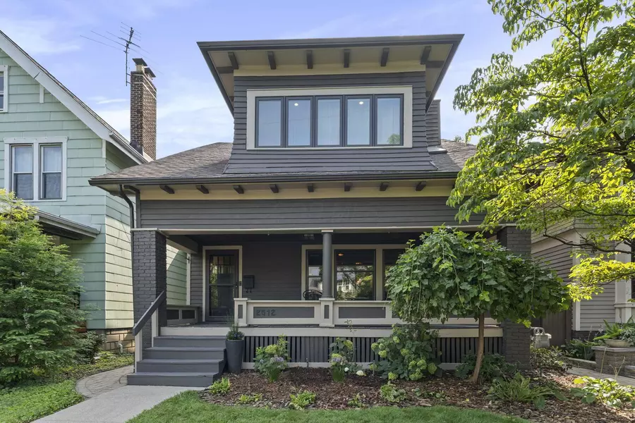 2612 Summit Street, Columbus, OH 43202