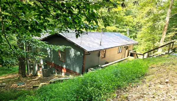 Hide A Way Hills, OH 43107,1592 Cardinal Hill Lane