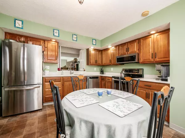 Dublin, OH 43017,7004 Avery Road