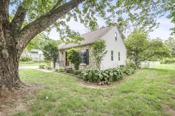 Granville, OH 43023,3270 Raccoon Valley Road