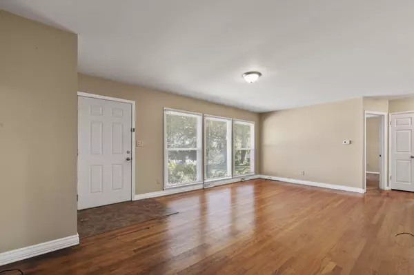 Lexington, OH 44904,45 Clever Lane