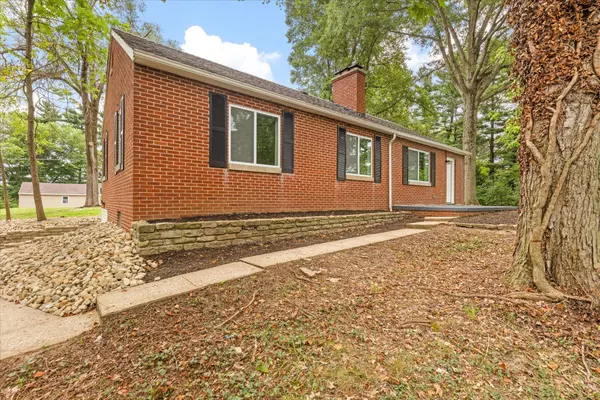 1500 Cincinnati-Zanesville Road, Lancaster, OH 43130
