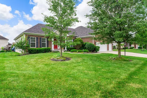 2073 Lincolnshire Drive, Beavercreek, OH 45434