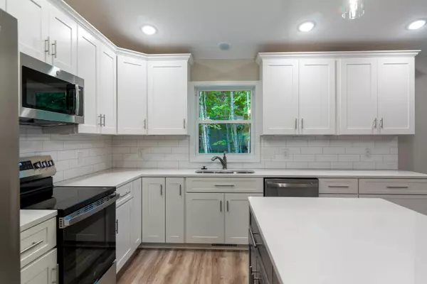 Howard, OH 43028,377 Floralwood Drive