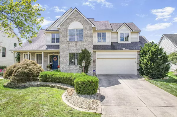 99 Trail, Pataskala, OH 43062