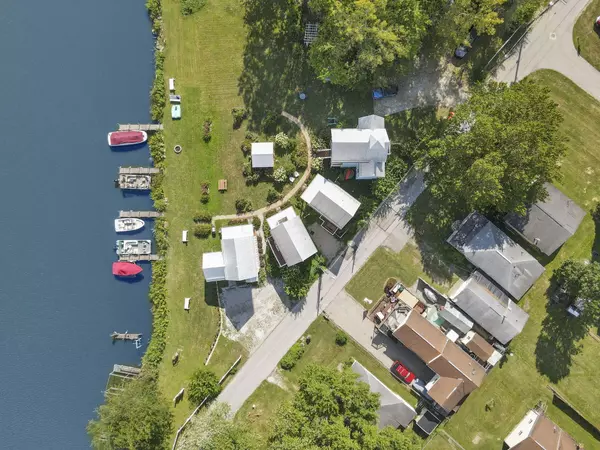 Buckeye Lake, OH 43008,188 Grandstaff Avenue