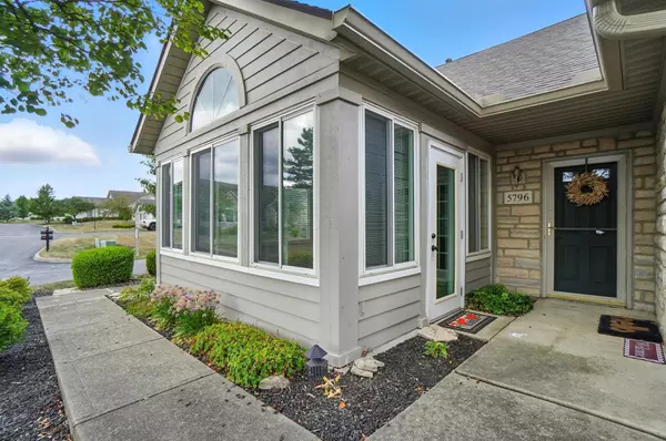 5796 Ravine Creek Drive, Grove City, OH 43123