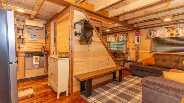 Chandlersville, OH 43727,13654 Blue Rock Church Road