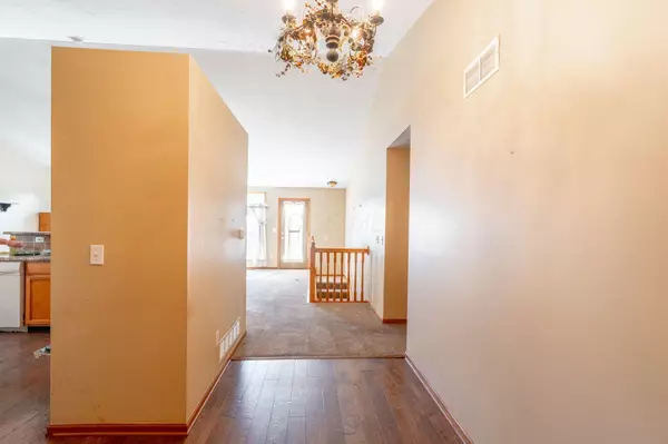 Grove City, OH 43123,463 Scioto Meadows Boulevard