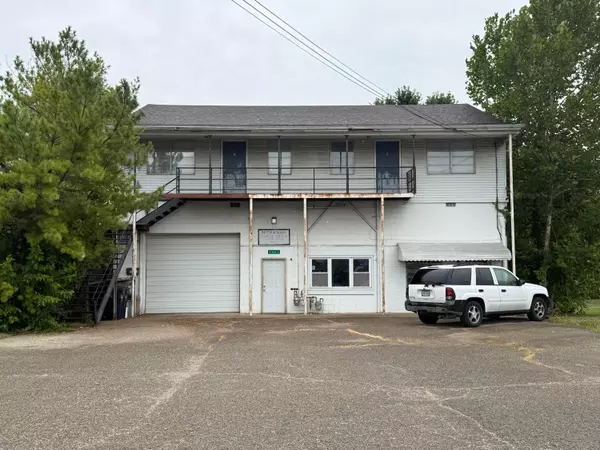 Lancaster, OH 43130,1461 E Main Street