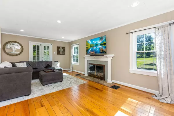 Columbus, OH 43235,7949 Flint Road