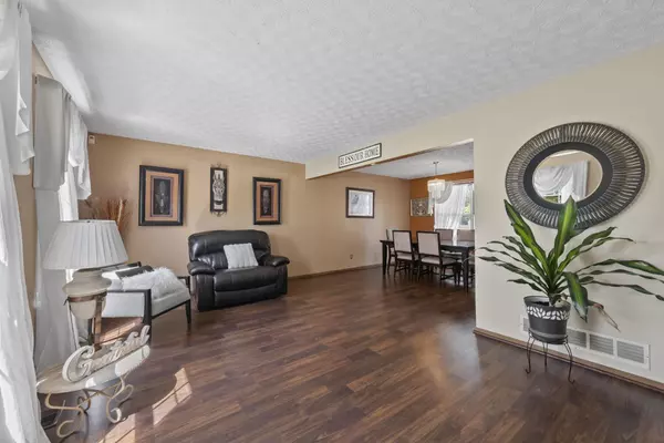 Columbus, OH 43219,3290 Pine Valley Road