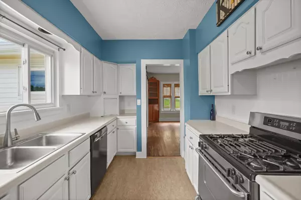 Fredericktown, OH 43019,95 S Mulberry Street