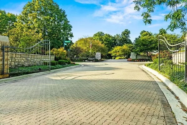 Columbus, OH 43235,8245 Sanctuary Drive