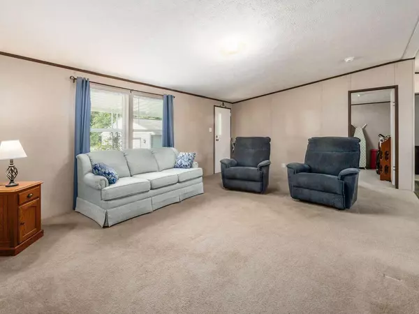 Pataskala, OH 43062,201 Rona Boulevard