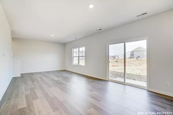 Canal Winchester, OH 43110,5682 Orchard Lakes Trail Drive