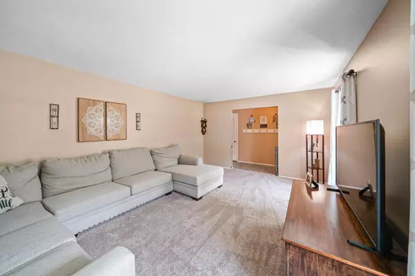 Stow, OH 44224,1995 Willowdale Drive