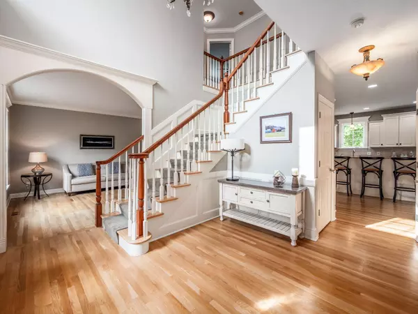 Dublin, OH 43016,8151 Winchcombe Drive