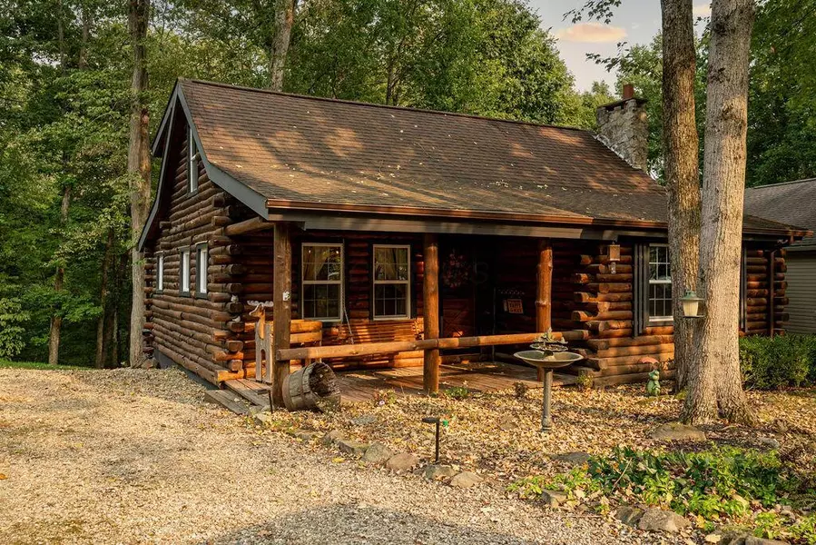 410 Apple Hill Drive, Howard, OH 43028