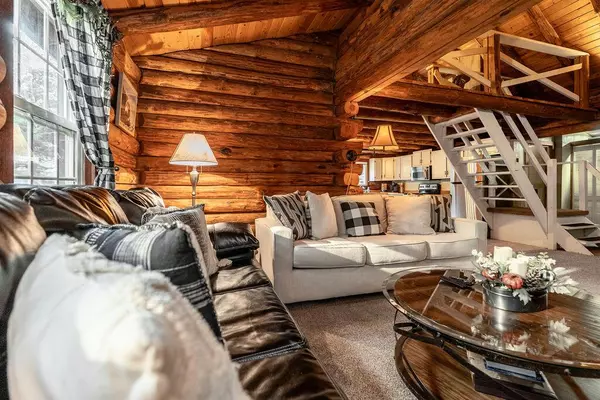 Howard, OH 43028,410 Apple Hill Drive