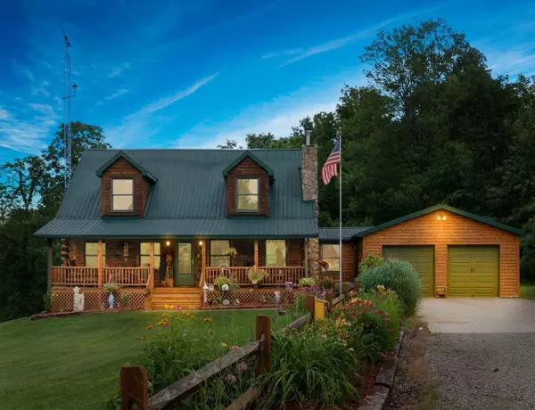 5900 Cottage Hill Road, Nashport, OH 43830