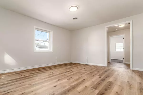 Circleville, OH 43113,549 E Union Street