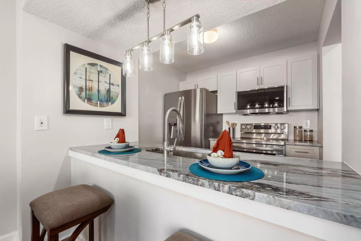 Columbus, OH 43235,2548 Poppy Lane #20B