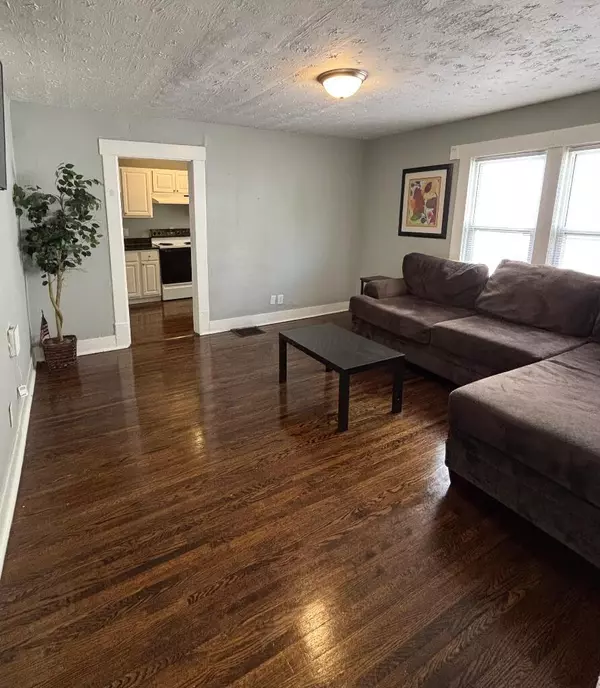 Columbus, OH 43211,2627 Azelda Street