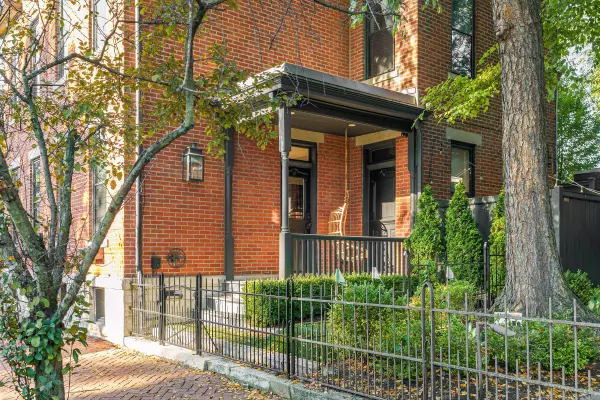 Columbus, OH 43206,649 S 5th Street